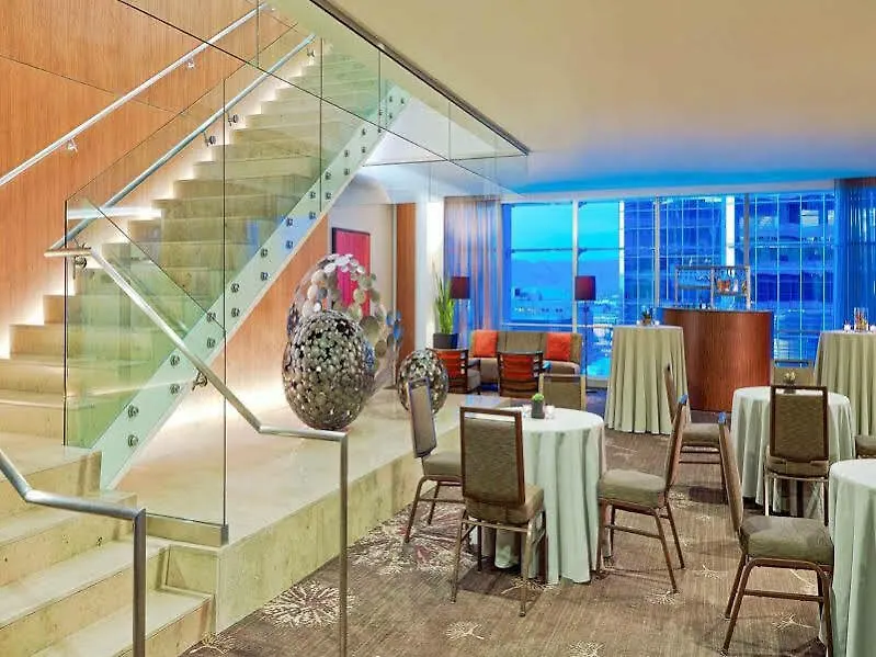 The Westin Phoenix Downtown 4*,  ABD