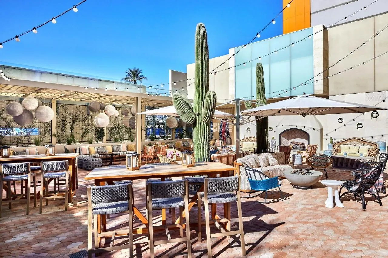 The Westin Phoenix Downtown Hotel